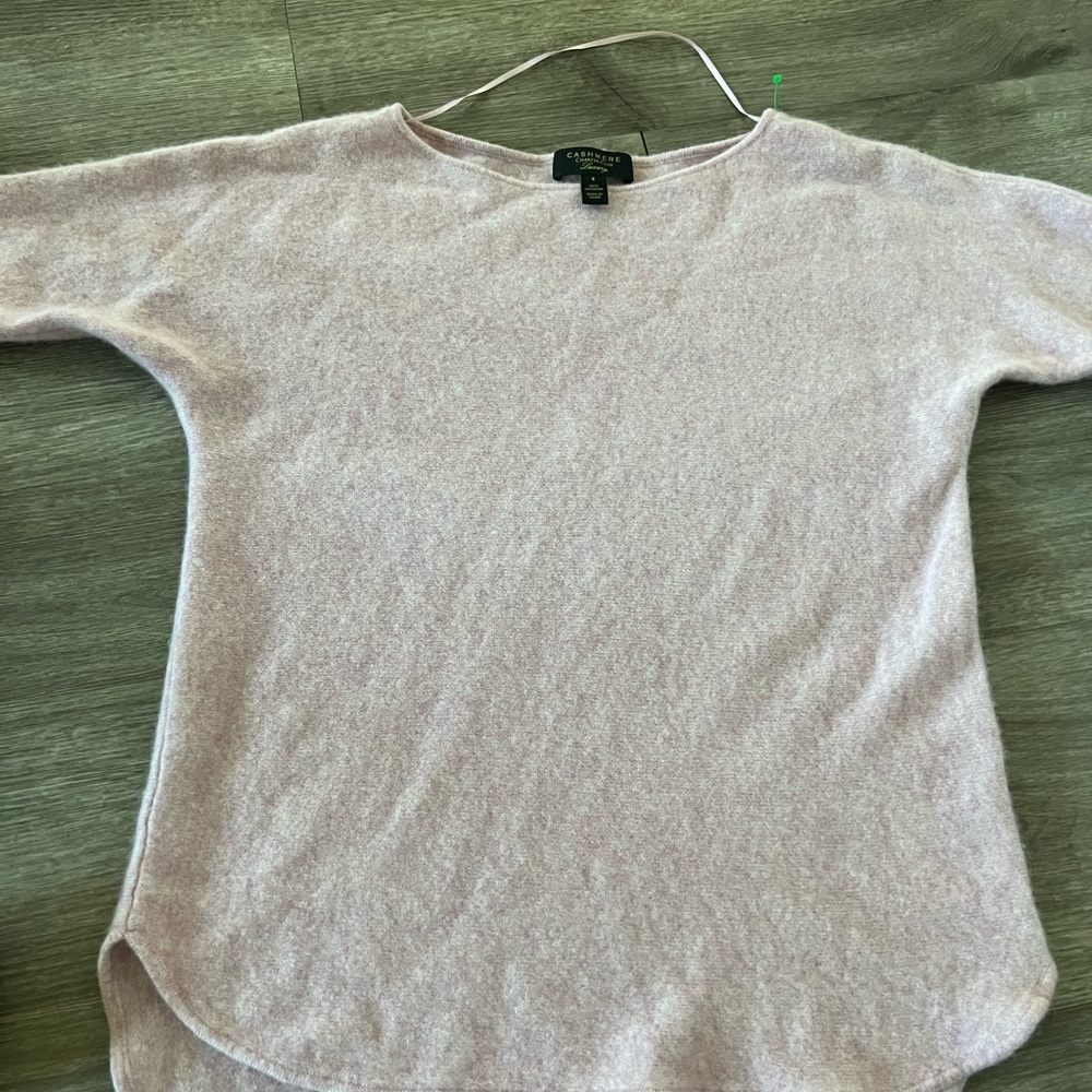 Cashmere.    100% Cashmere Pink Sweater
